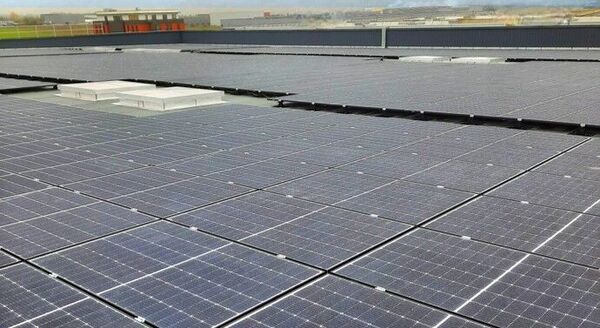 local commercial  St ETIENNE DE St GEOIRE